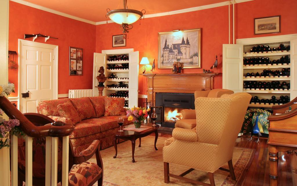 Boyce L'Auberge Provencale Inn & Restaurant מראה חיצוני תמונה