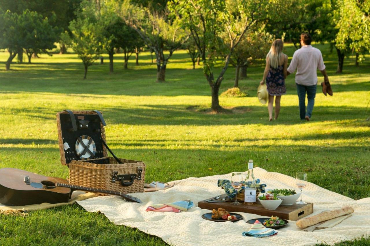 Boyce L'Auberge Provencale Inn & Restaurant מראה חיצוני תמונה